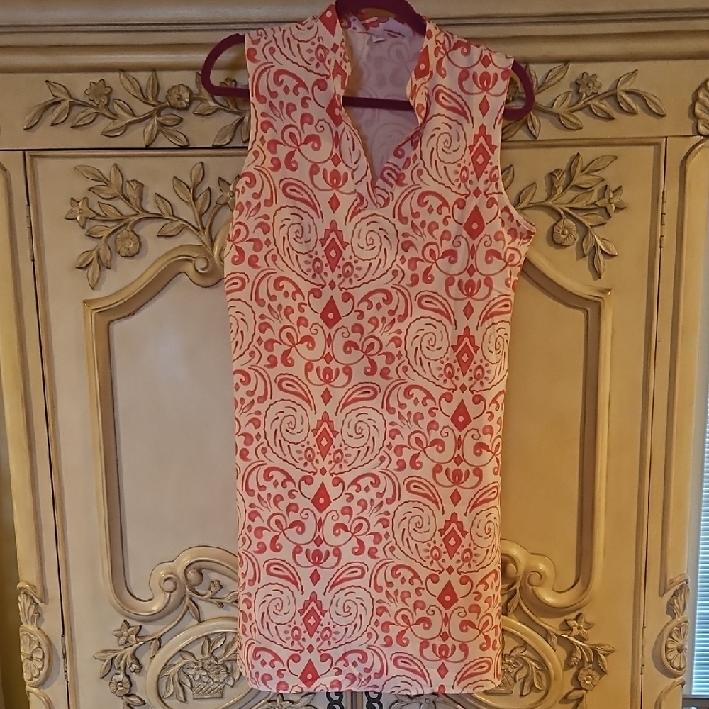 Sleeveless Red and White Patterned Dress